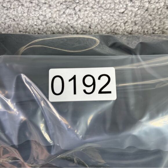 Karen Millen Capri Pants Women's 6 Black Wide Leg Cuffed Low Rise Button Pockets - Picture 13 of 13